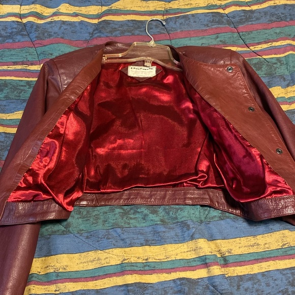 Custom Balinese leather bolero jacket 90s - Picture 3 of 5